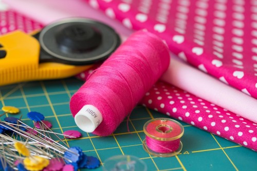 sewing-2321532_1920.jpg